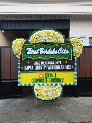 Papan Bunga Duka di Tawangmas