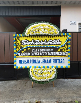 Papan Bunga Duka di Tawangmas