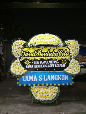 Papan Bunga Duka di Tawangmas